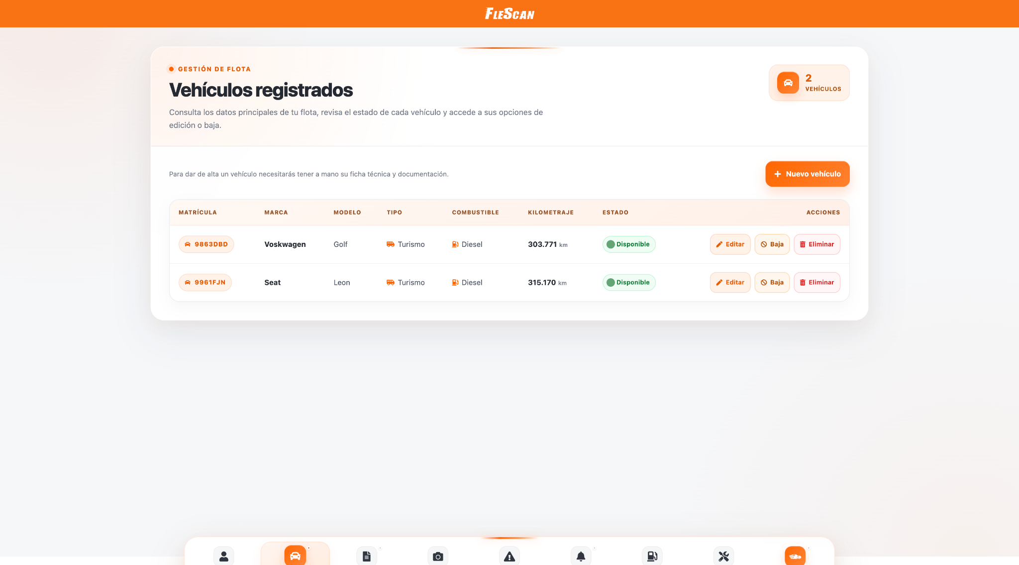 Listado de vehículos registrados en FleScan con kilometraje y estado de disponibilidad
